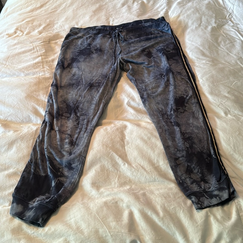 Johnny Was Calme Blue XL jogger